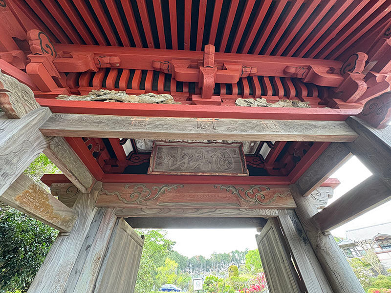 山門の天井